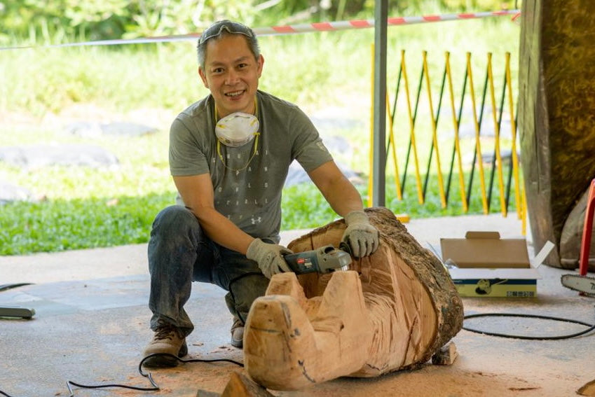 The Making of a Sculpture of a Curious Otter